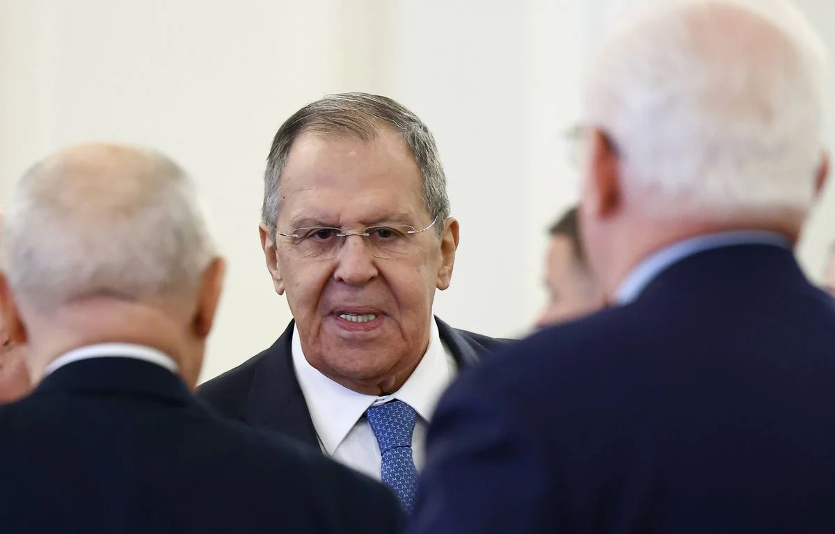 1200x768 russie moscou 24 mars 2026 le ministre russe des affaires etrangeres serguei lavrov est vu