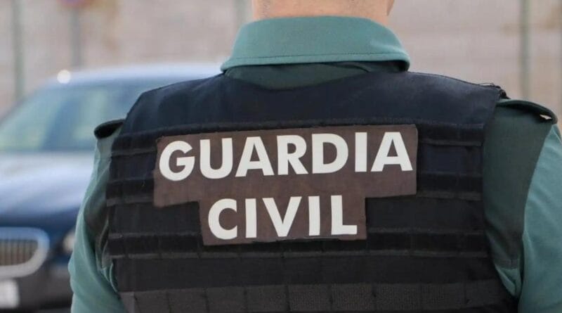 Civil guards criticize the Government for excluding them from the risk profession and only recognizing the National Police