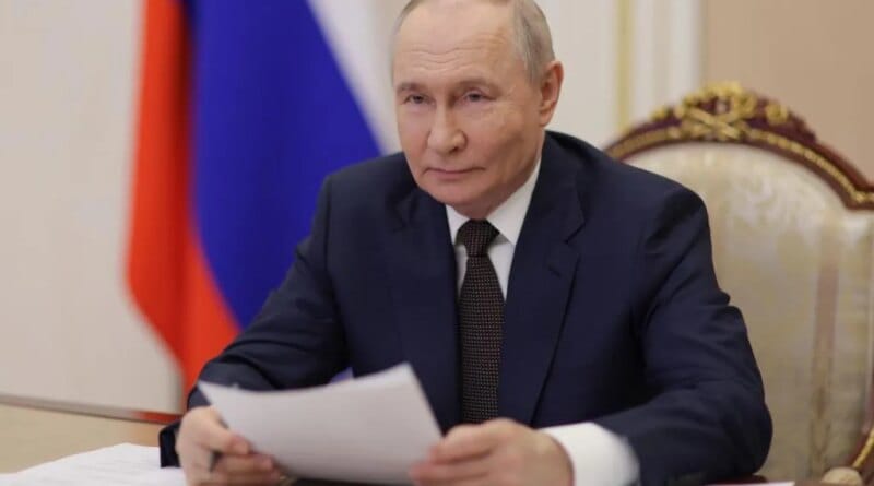 The Kremlin admits that at least one oligarch offered to Putin to finance the war in Ukraine due to the budget deficit