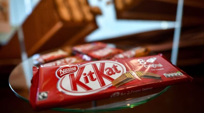 after a theft of a cargo of 12 tonnes of chocolate bars in Europe, Nestlé warns of a risk of shortage before Easter