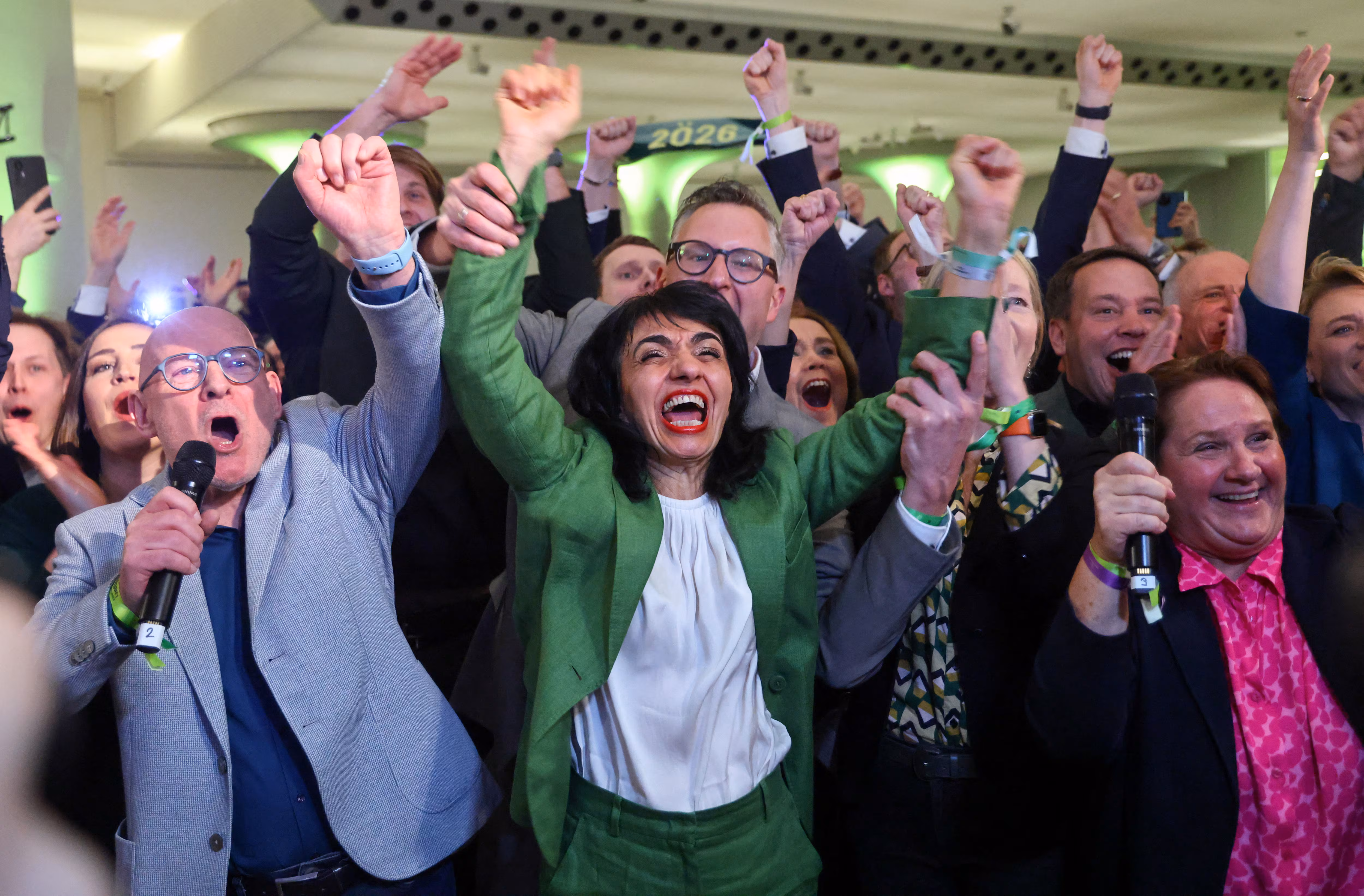 RJE3PYYVLFIW7CGK5ZLJUWHXNM