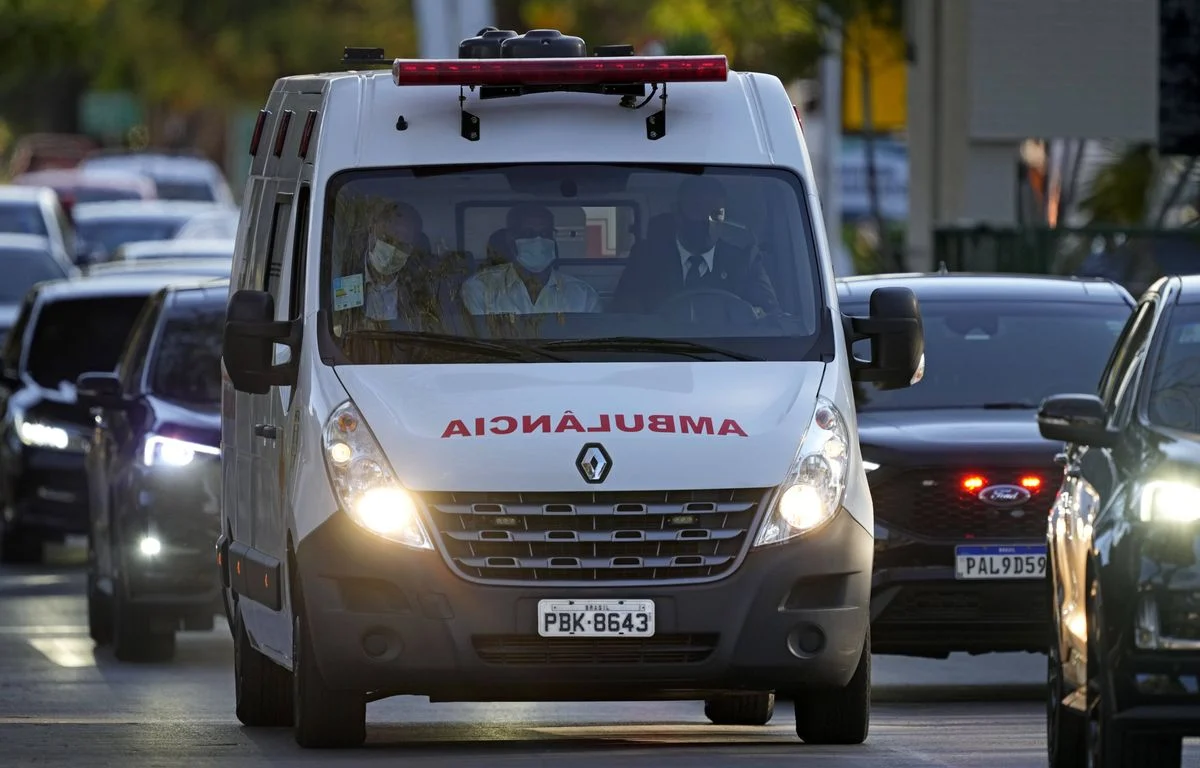 WORLD NEWS: Technician dies on site of Shakira concert in Rio de Janeiro 2 1200x768 une ambulance transporte le president bresilien jair bolsonaro de l hopital des forces arme