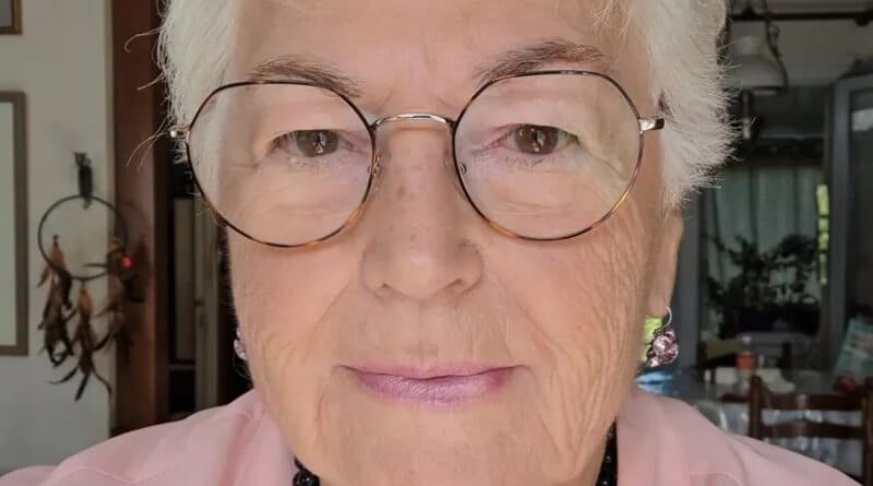 Handcuffed at 86: the bitter end of the 'love story' of the French widow of an American detained by ICE