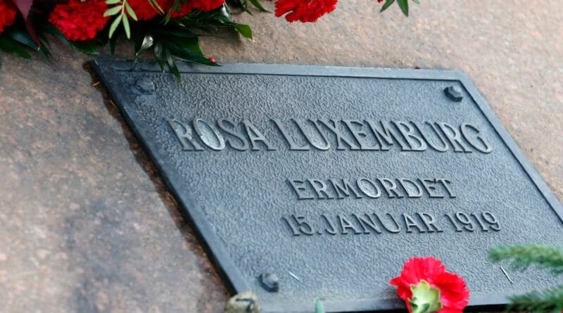 In Poland, the thorny commemoration of Rosa Luxemburg, child of the country