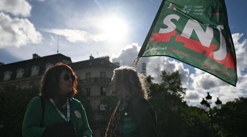 Rally in Paris to defend press freedom, “attacked everywhere”