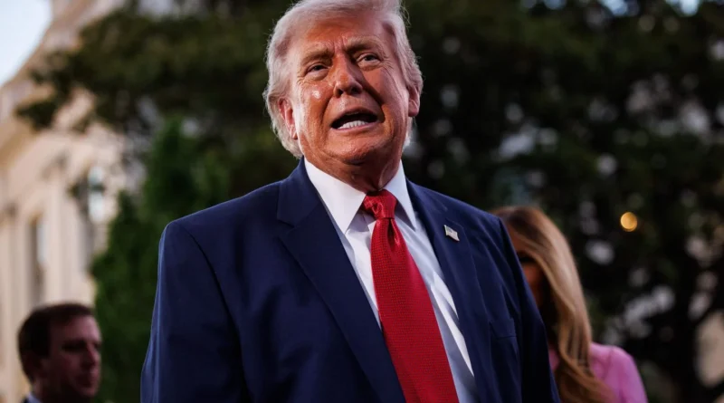 Donald Trump will attend the G7 summit in France in June