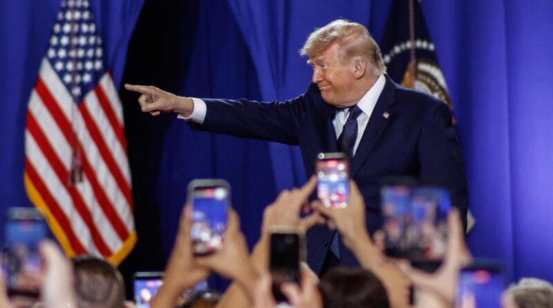 Trump cancels his public agenda and the US press suggests that he is preparing a new attack against Iran