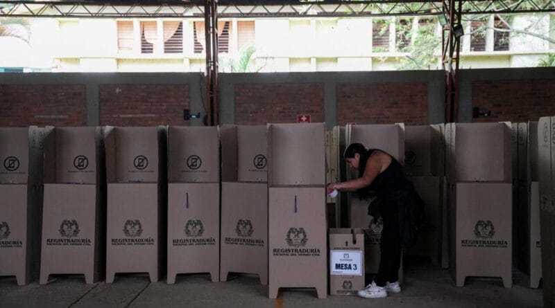 Colombia goes to the polls to consolidate the left or return power to the right