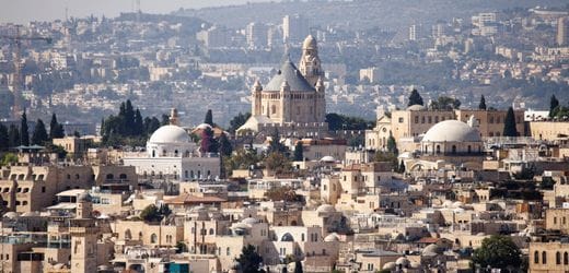 Israel: Jewish man attacks nun in Jerusalem
