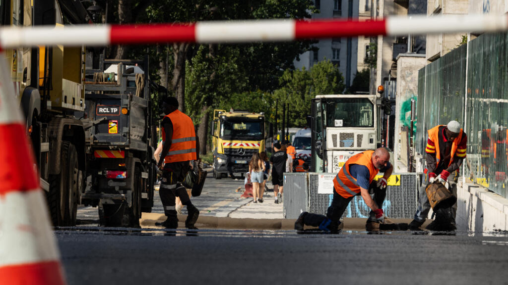 LATEST: “I try to hold on, day after day”: these workers on the front line facing the heatwave 2 000 B7VC3WC