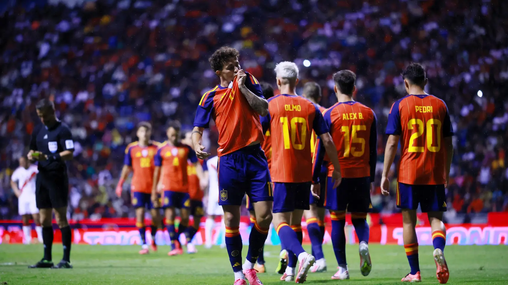 BREAKING: Comfortable victory for Spain against Peru (1-3), which gains confidence and begins to fuel days before its debut in the World Cup 2