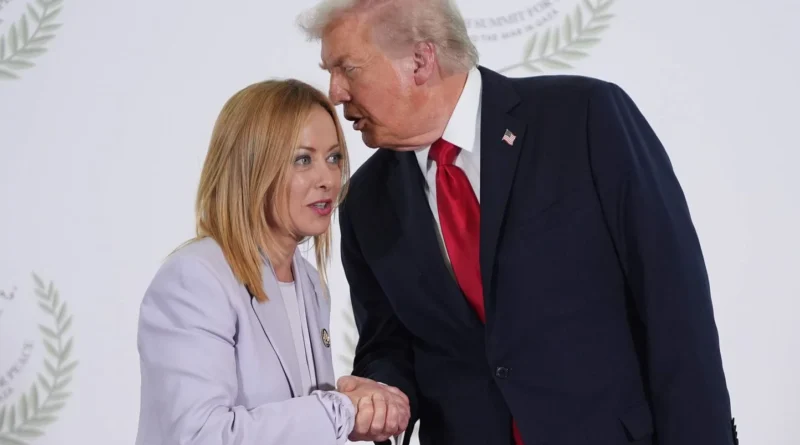 Trump further fuels his clash with Meloni for a selfie
