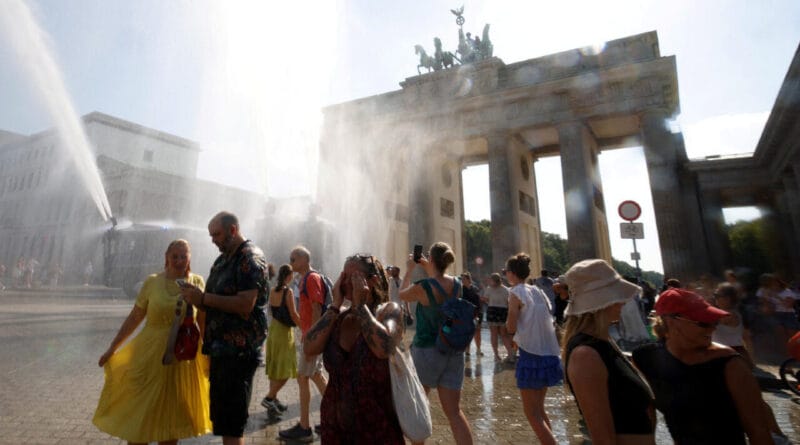The heat wave moves to eastern Europe: Germany and Switzerland once again break temperature records