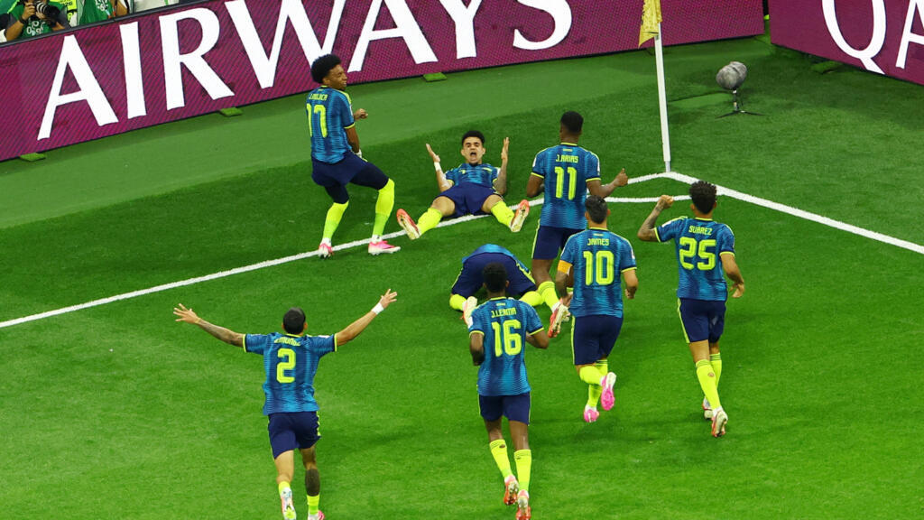 2026 06 18T034422Z 1746434279 UP1EM6I09T01C RTRMADP 3 SOCCER WORLDCUP UZB COL