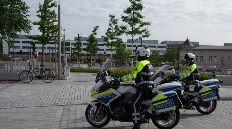 A World War II bomb forces the evacuation of 6,500 people in Potsdam