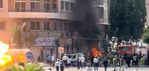 Syria: Emmanuel Macron in Damascus – explosions near hotel