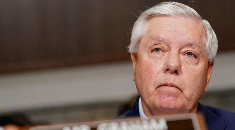 United States: death of Republican Senator Lindsey Graham "brief and sudden illness"
