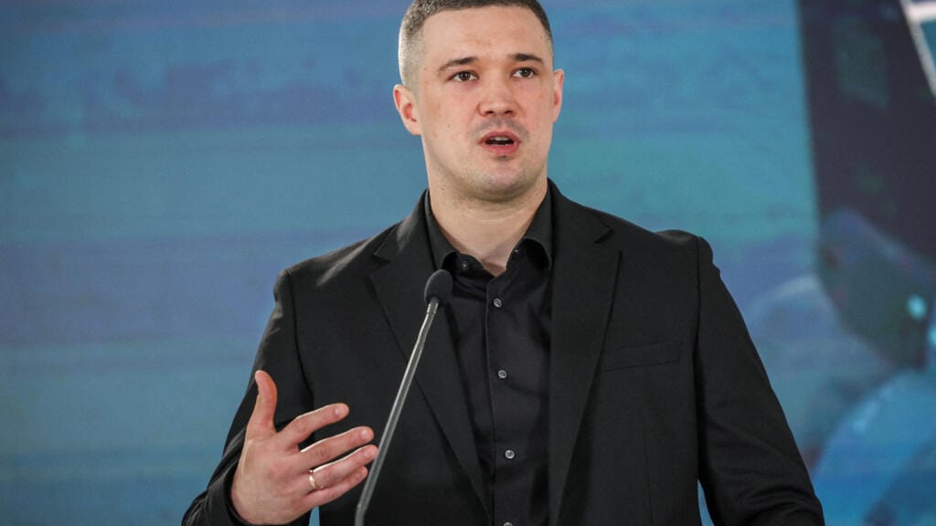 UPDATE: The reshuffle continues in Ukraine, Defense Minister Mykhailo Fedorov has resigned 4 2026 07 15T192242Z 774889553 RC2W4MARBEUJ RTRMADP 3 UKRAINE CRISIS GOVERNMENT FEDOROV