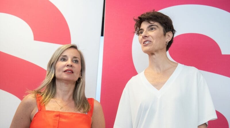 elects Rosa Martínez and Verónica Barbero as coordinators after the 'escape' of its main leaders